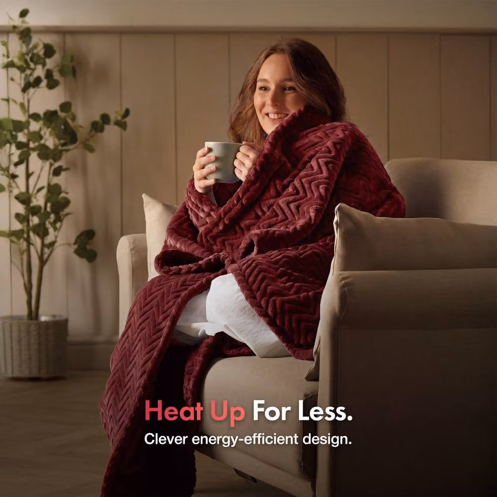 VonHaus Berry Heated Fleece Throw Blanket in Burgundy – 2