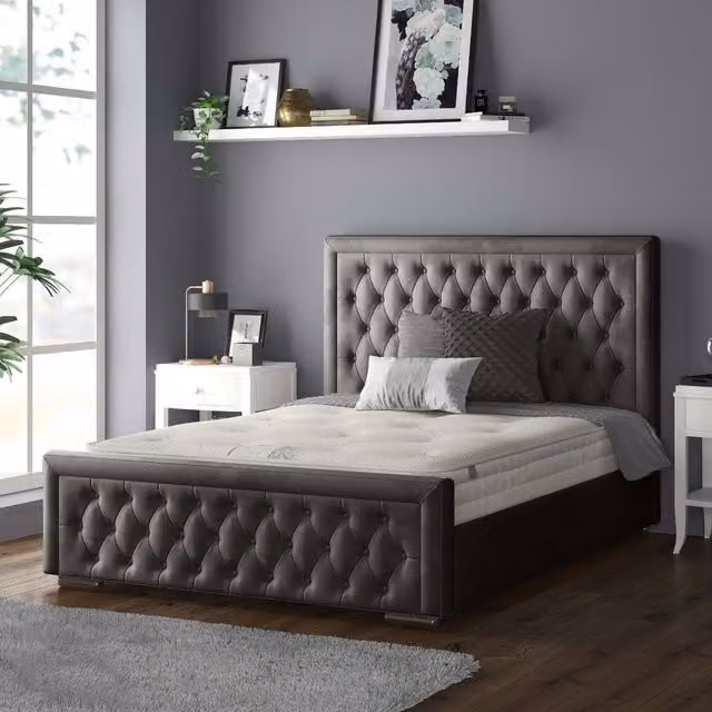 IH Design Chesterfield Upholstered Velvet Bed Frame in Anthracite Grey, W: 200 cm, D: 200 cm
