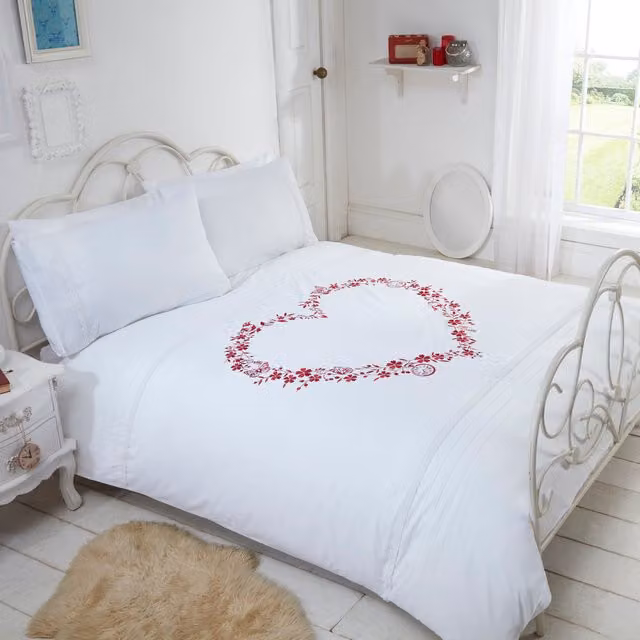 Rapport Home White Floral Heart Duvet Cover Set, 200 x 200 cm