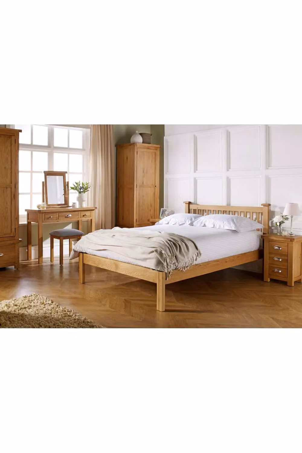Birlea Woburn Large 3 Drawer Oak Bedside Table in Light Oak – 3