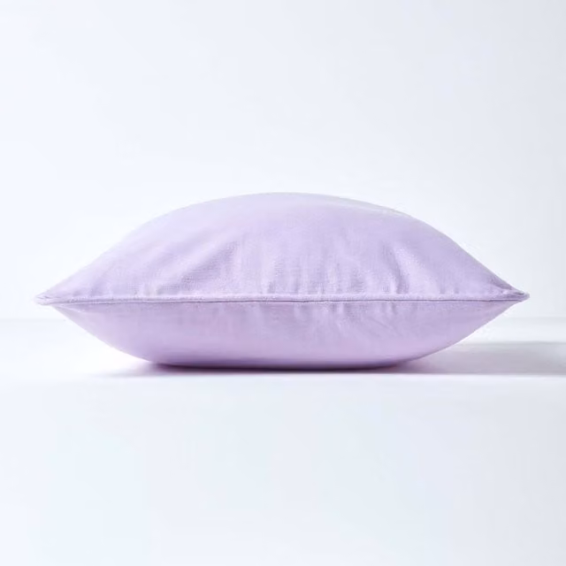 Homescapes Plain Cotton Square Cushion Cover in Purple, 45 x 45 cm