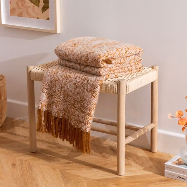 Furn Weaver Woven Herringbone Throw in Gold with Fringes – 1