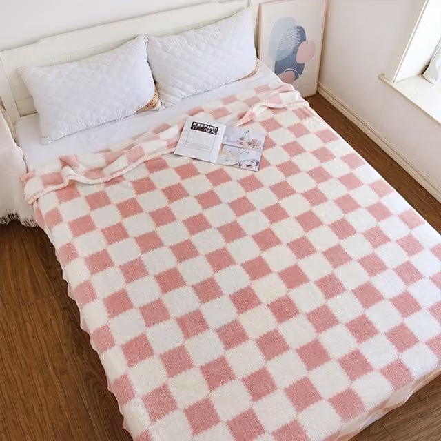Livingandhome Reversible Checked Throw Blanket in Pink and White, W: 200 cm, D: 150 cm