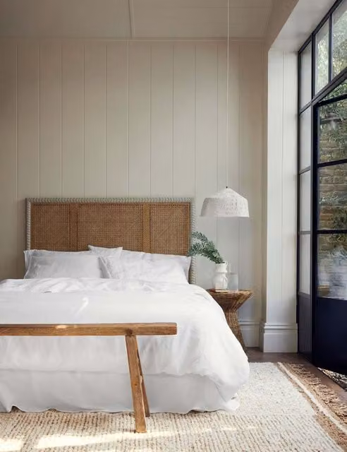 Piglet In Bed Pure Linen Duvet Cover in White