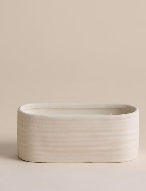 Teraire Bed 3 Wick Ceramic Tabletop Candle in White with Floral and Fresh Scents