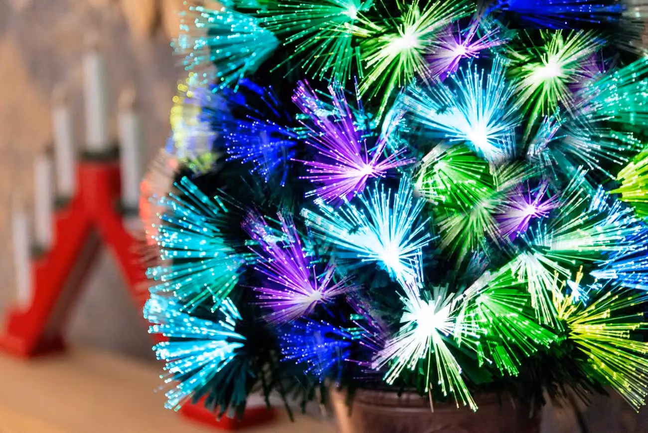 Shatchi Green Fibre Optic LED Pre-Lit Christmas Tree with Multicolour RGB Lights, Height: 60 cm – 4