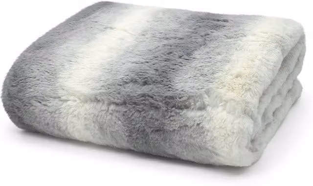 Luxe Super Soft Faux Fur Animal Touch Snug Blanket Throw, Grey, W/D/H: 147.0 x 127.0 x 2.0 cm