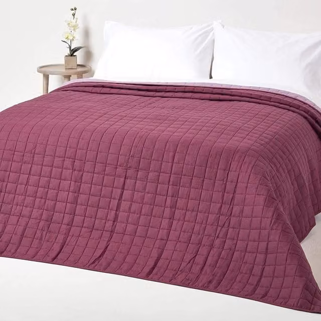 Homescapes Reversible Quilted Cotton Bedspread in Purple