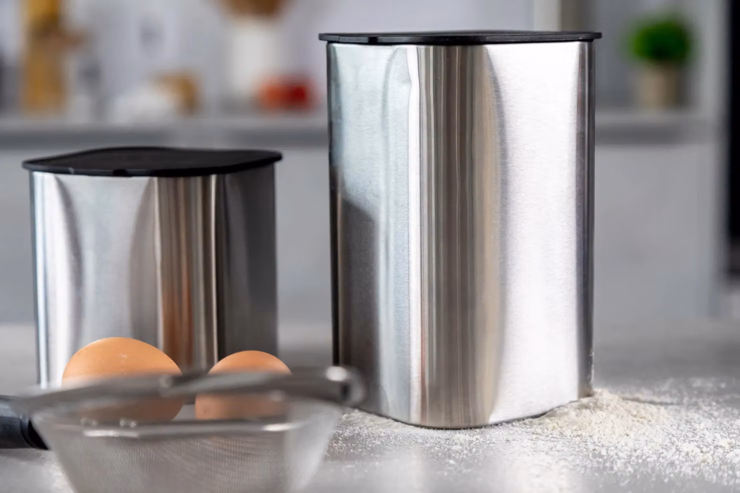 MasterClass Stainless Steel Antimicrobial Storage Container with Snap Lid, Silver – 7