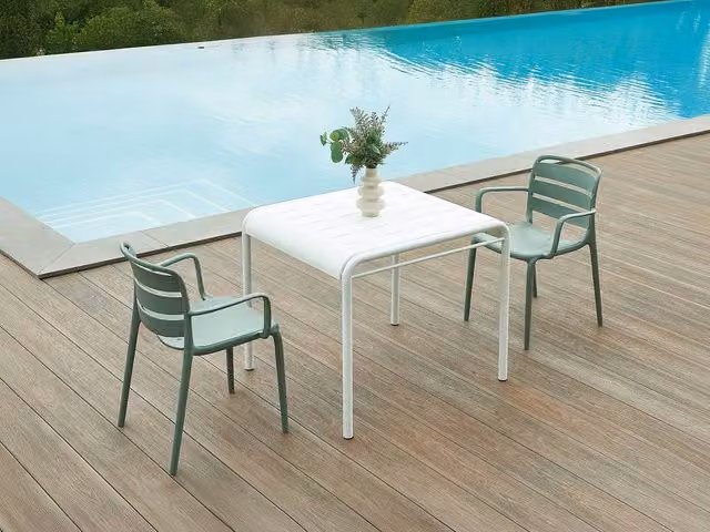 MOAH Garden Table by MYLIA in White Polypropylene, Width: 90 cm