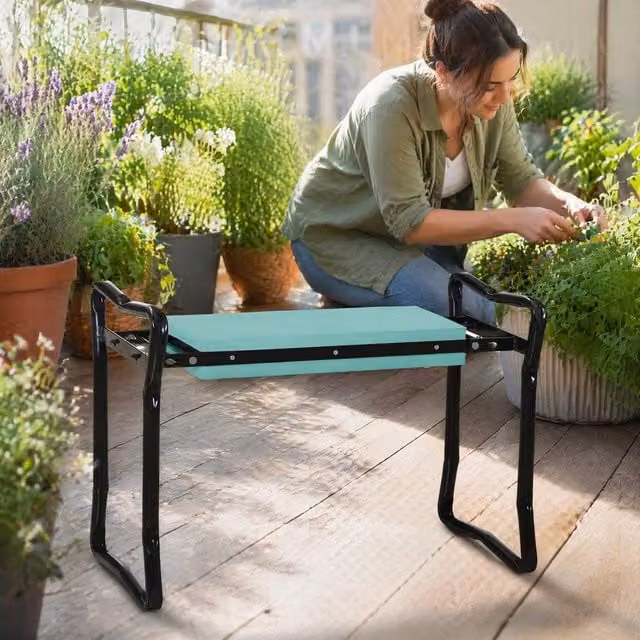 STILVORA Foldable Steel Frame Garden Kneeler Seat in Green