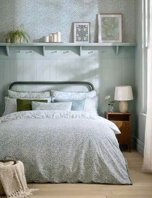 William Morris At Home Willow Bough Reversible Floral Cotton Percale Bedding Set, Green Mix, W: 140 cm, L: 200 cm