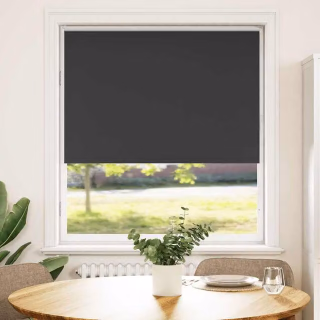 Berkfield Home Blackout Roller Blind, Black Polyester, W: 115 cm, H: 150 cm – 1