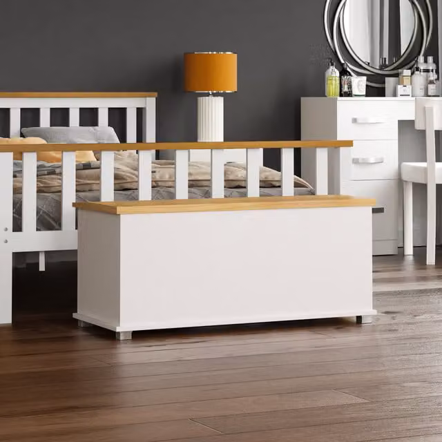 Vida Designs Arlington Modern Childrens Toy Box in White