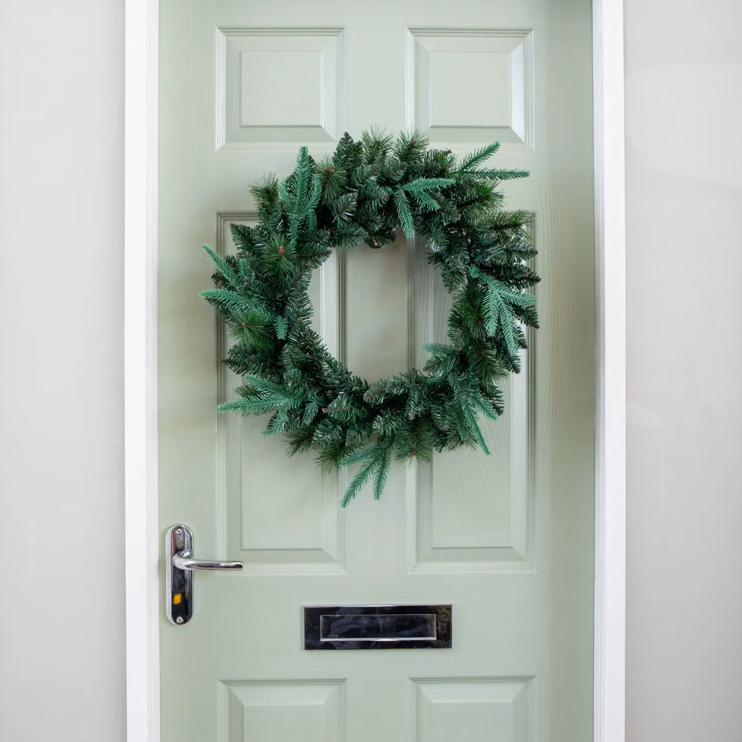 Samuel Alexander Green Norfolk Pine Artificial Christmas Wreath, Diameter: 50 cm – 2
