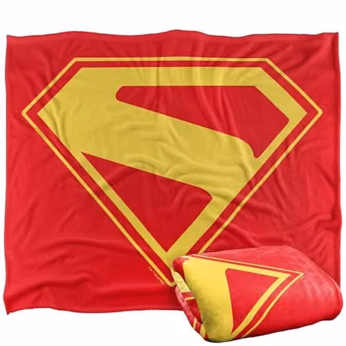 Warner Bros. Superman 2025 Gold Shield Super Soft Fleece Throw Blanket, Multicolour, W/D/H: 152.4 x 127.0 x 1.0 cm