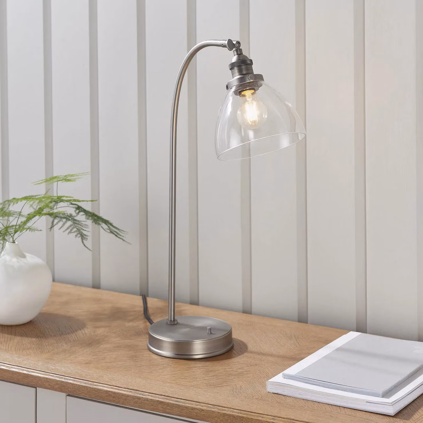 Loops Table Lamp in Brushed Silver and Clear Glass – 2