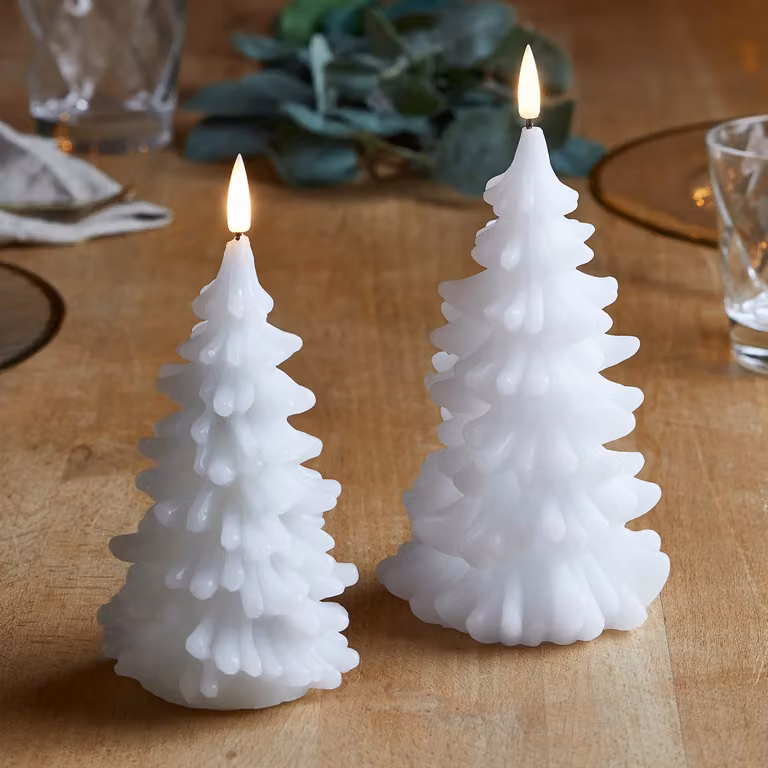 Lights4fun TruGlow Tree Christmas Candle Duo with Remote Control, Timer and Flicker Effect in White