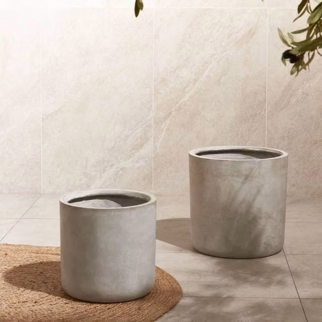 Wyld and Coco Grey Ceramic Round Planter Pot, W: 34 cm, D: 33 cm – 1
