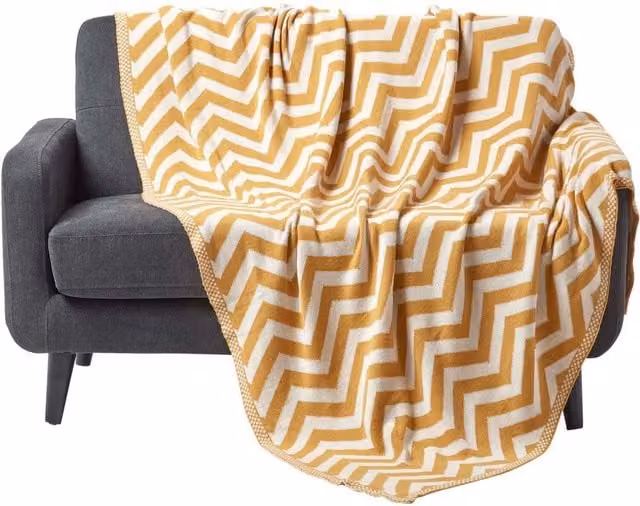Homescapes Chevron Cotton Knitted Throw in Yellow, Grey and White, 200 cm