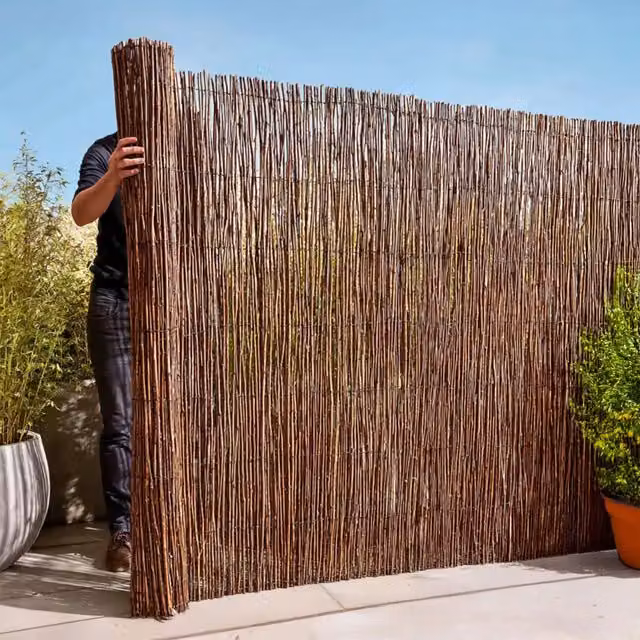 Brown Woven Wood Willow Fencing Screening Mat with Galvanised Steel, W/H: 5 m x 1 m