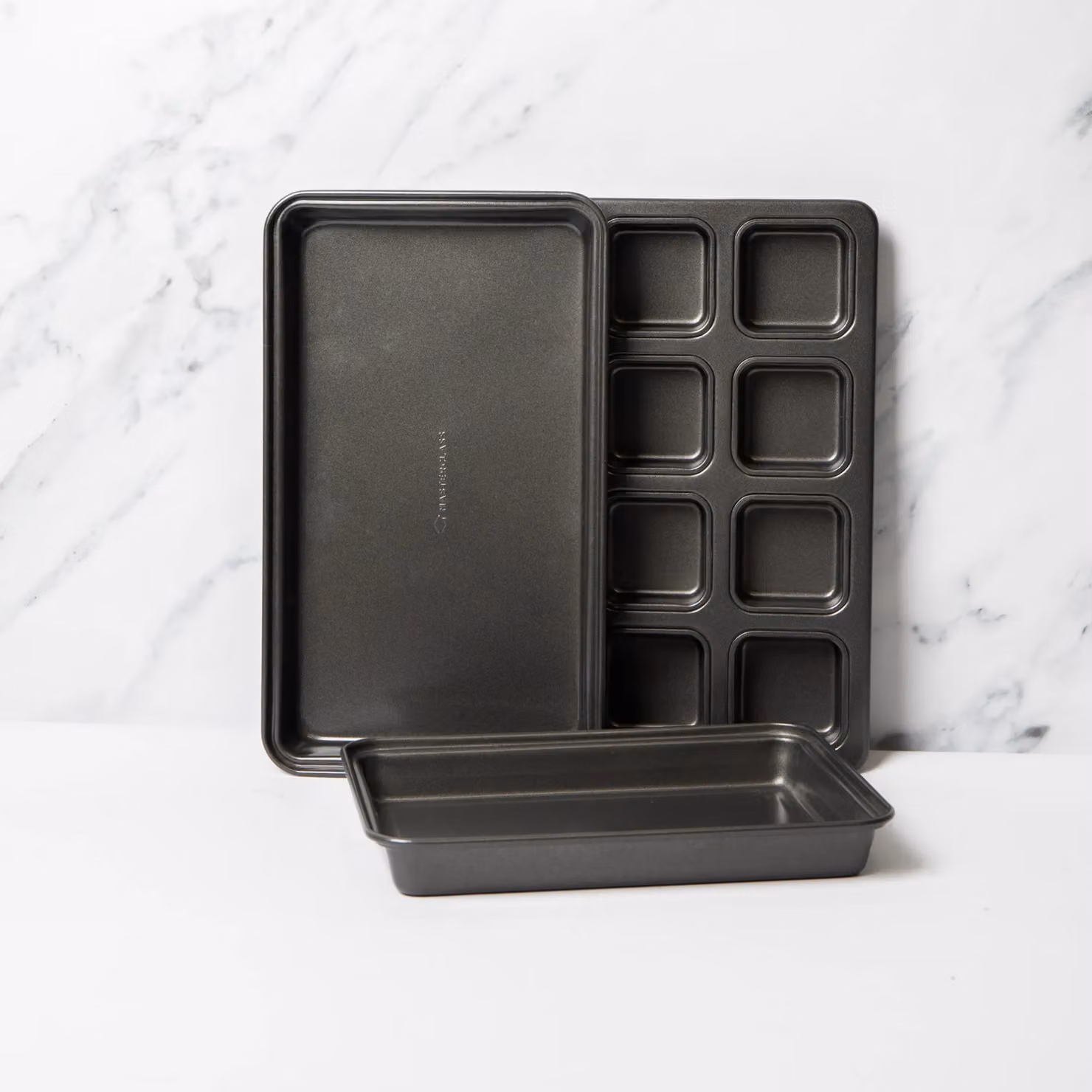 MasterClass 3-Piece Non-Stick Carbon Steel Brownie Baking Set in Grey and Multicolour – 2