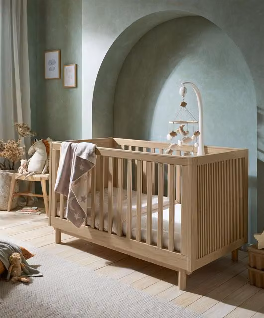 Mamas & Papas Oska Cotbed in Natural Oak