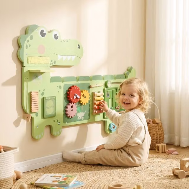 AIYAPLAY Busy Board Wall Mounted Toy 331 121V80GN in Green
