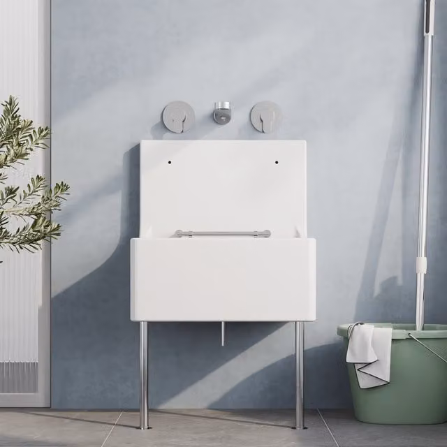 Balterley White Ceramic Fireclay Cleaner Sink with Grill Legs W: 51.5 cm, D: 53.5 cm, H: 39.3 cm