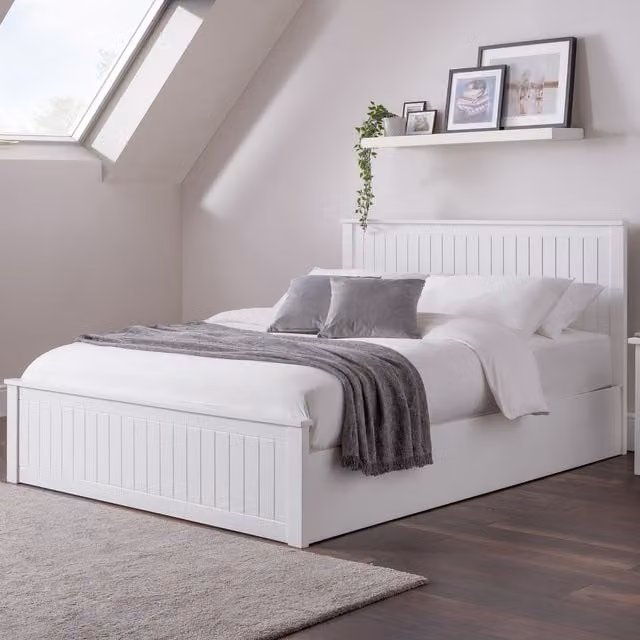 Julian Bowen Maine Ottoman Bed with Mattress in White, W/D/H: 140 x 200 cm