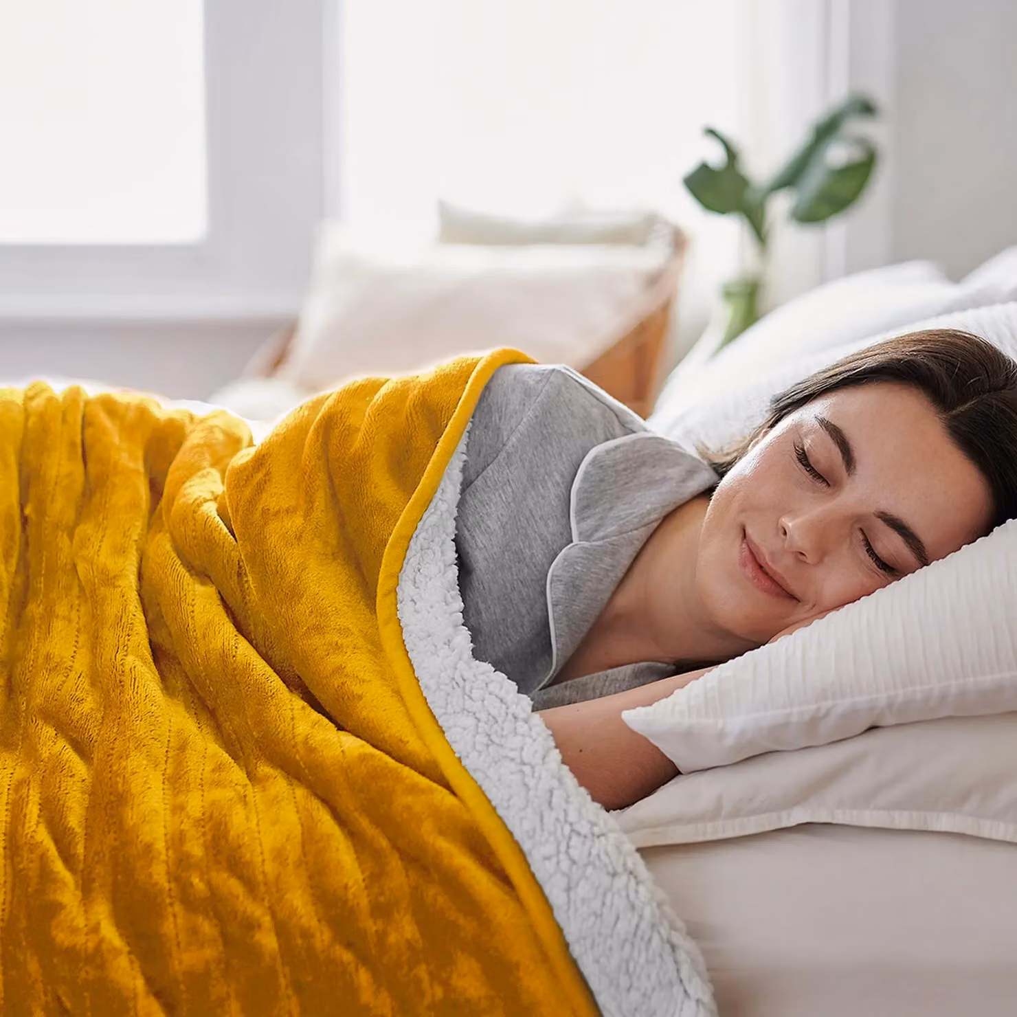 Cosi Home Fleece and Sherpa Electric Heated Throw in Yellow – 2