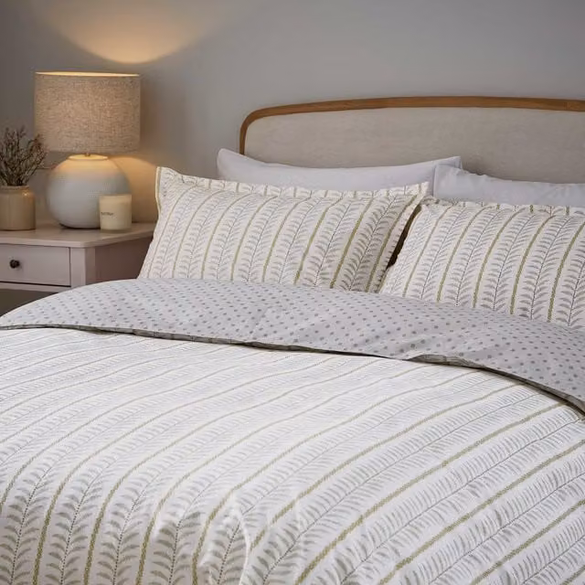 Murmur Linden Print Single Duvet Cover and Pillowcase Set, Mourne Green, Cotton Percale, W: 90 cm, L: 200 cm