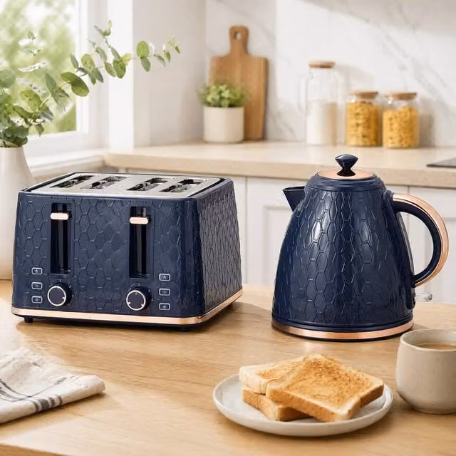 STILVORA Kettle and Toaster Set in Blue with Stainless Steel Finish