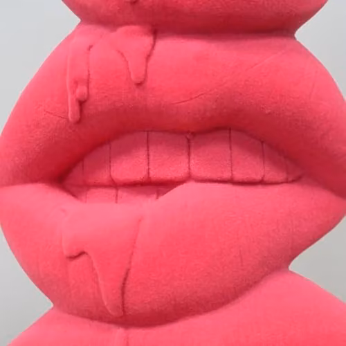 Gifts Direct 2 U Pink Lips Three Mouth Totem 3D Stack Velvet Ornament – 2
