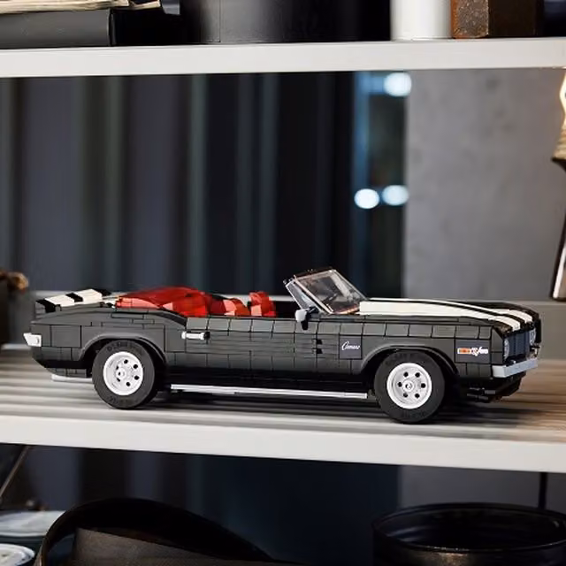 Lego Chevrolet Camaro Z28 Creative Vehicle Set in Black