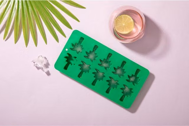 Orsina Tree Shaped Green Ice Cube Tray made from Silicone