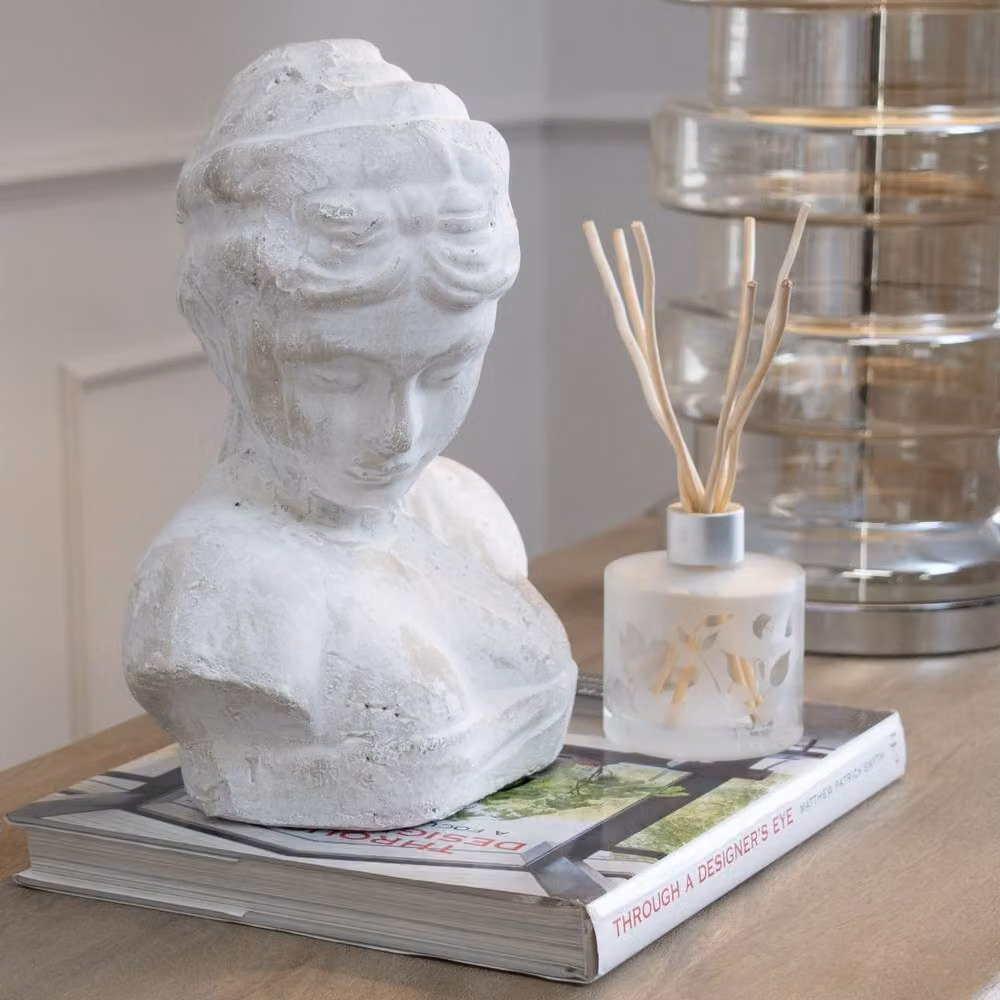 Hill Interiors Love Lace Woman's Head Icon in Cream, Beige and White Stone Tabletop Ornament, H 29.0 cm x W 26.0 cm x D 26.0 cm – 2