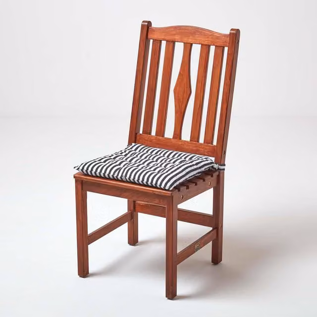 Homescapes Thin Stripe Cotton Seat Pad with Button Straps in Black and White, 20 cm