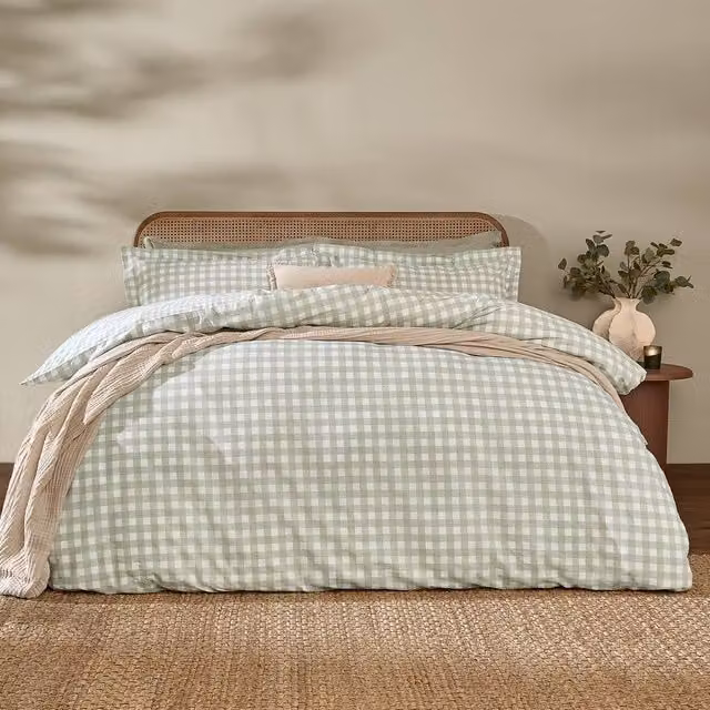 Yard Barton Reversible Gingham Check 100% Cotton Duvet Cover and Pillowcase Set in Green, W/D/H: 200 x 220 cm and 140 x 200 cm