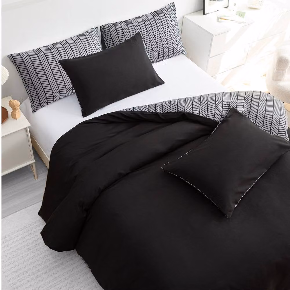 Lazzaro Home Premium Chevron Microfibre Reversible Duvet Cover and Pillowcase Set, Grey, 200 x 200 cm – 4