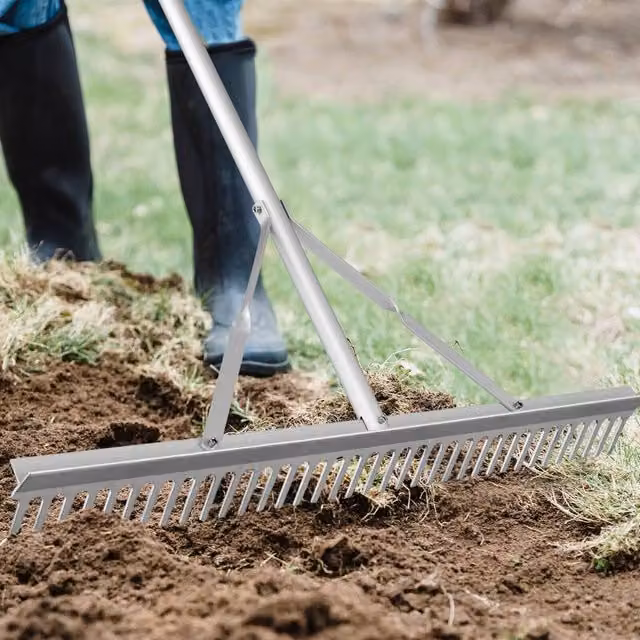 Costway Heavy-Duty Aluminium Landscape Rake with 36 Tines in Silver