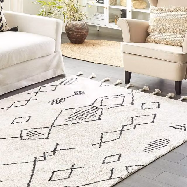 Wyld and Coco Cotton Geometric Rug with Fringes in White and Black, W: 160 cm, L: 230 cm