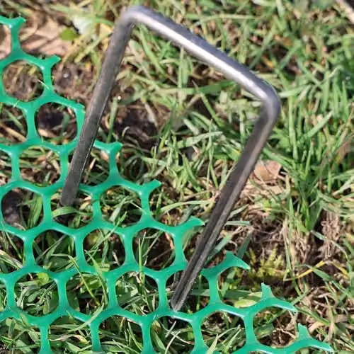 Actiasmat Galvanised Steel U Pins with Bevelled Ends in Silver, 50-Pack, for Artificial Grass and Lawn Weed Control – 3