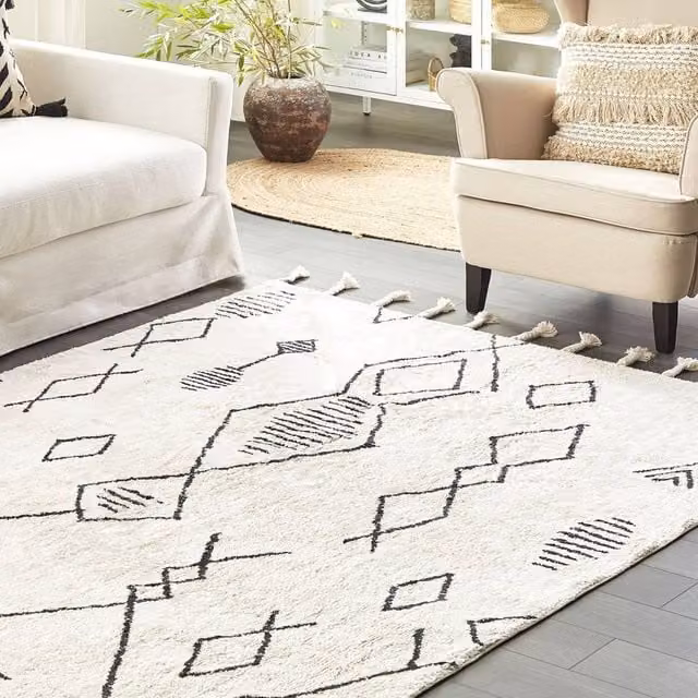 Wyld and Coco Cotton Geometric Rug with Fringes in White and Black, W: 160 cm, L: 230 cm
