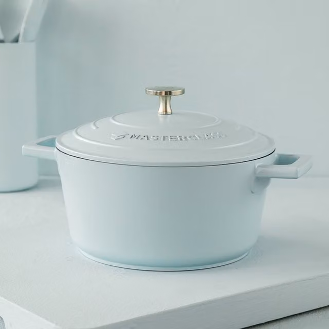 MasterClass Blue Non-Stick Cast Aluminium Casserole Dish, 2.5 l
