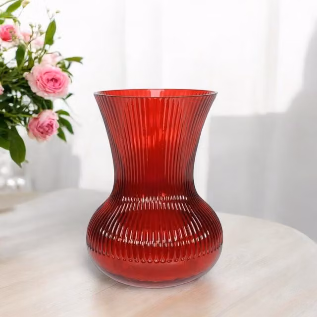 Kingsbury Gifts Red Ribbed Glass Hand Tied Tabletop Vase, H 19.5 cm x W 19.5 cm x D 19.5 cm