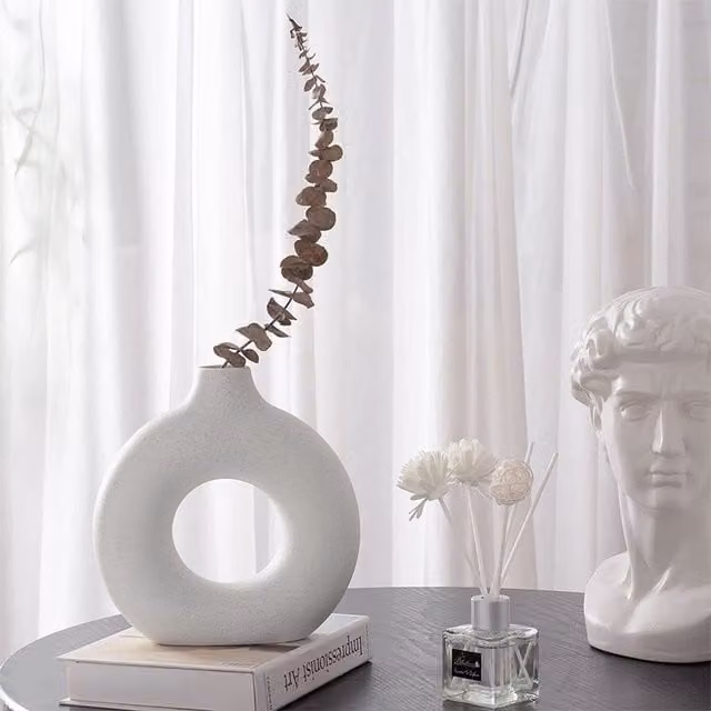 Livingandhome White Ceramic Round Tabletop Vase, Height: 18 cm