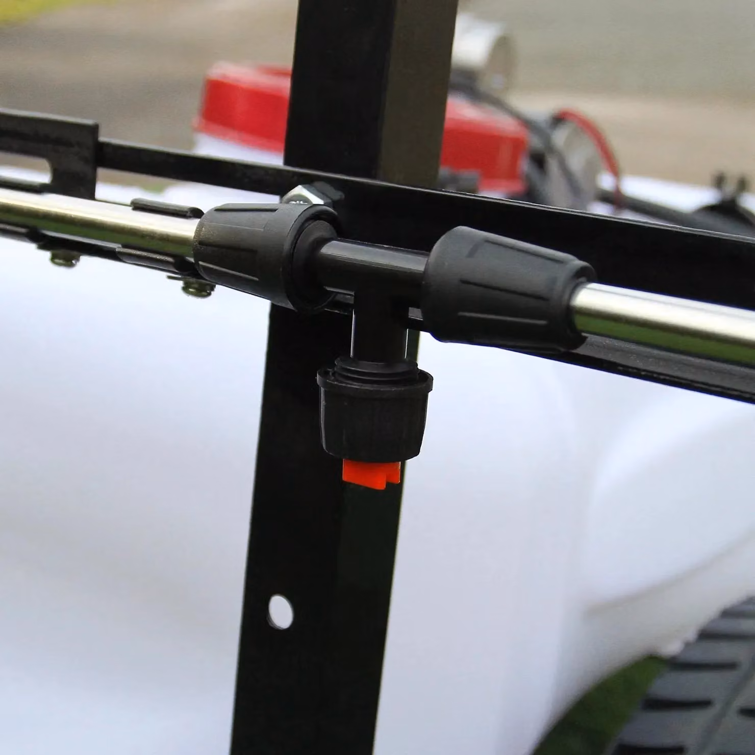 Monstershop 60L ATV Trailer and Sprayer in White with Rechargeable Battery – 2