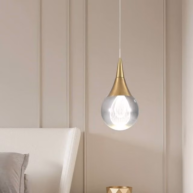 NIVOR Dimmable LED Jellyfish Pendant Light in Gold and Crystal with Height Adjustable Design