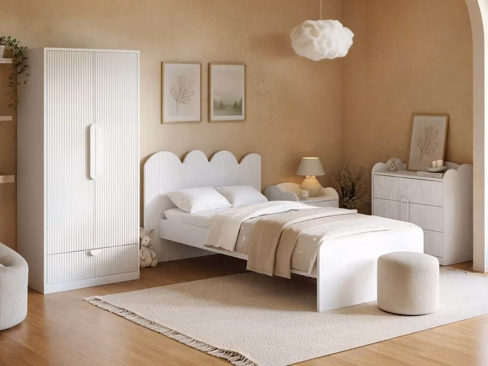 Flair Calista Ribbed Chest of 3 Drawers in White with Soft Close Drawers – 3